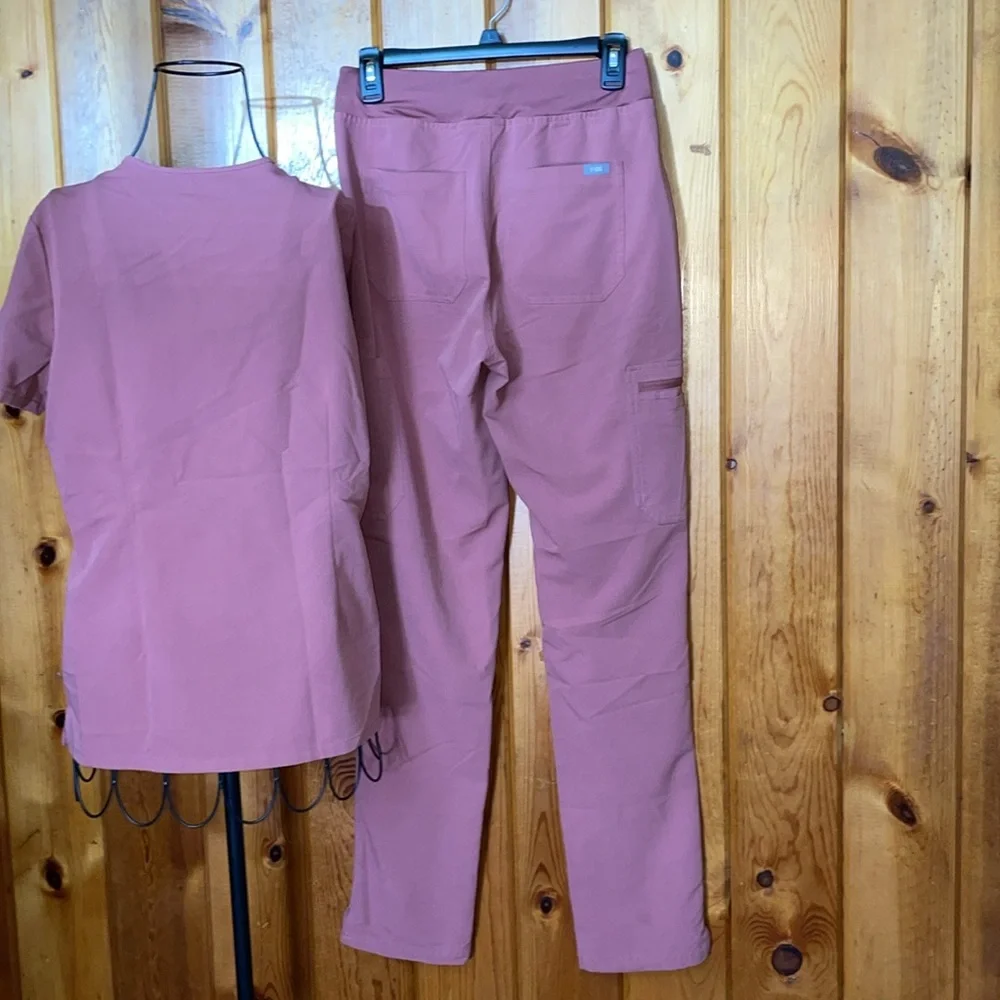 Mauve fig set FIGS Yola Scrub Pants 2 piece set catalina top XS/SM - Picture 10 of 15